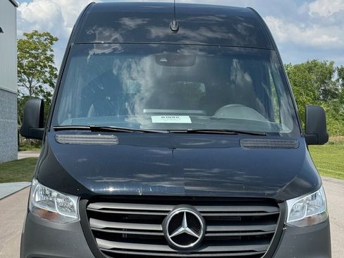 New 2024 Mercedes-Benz Sprinter 2500 image 4