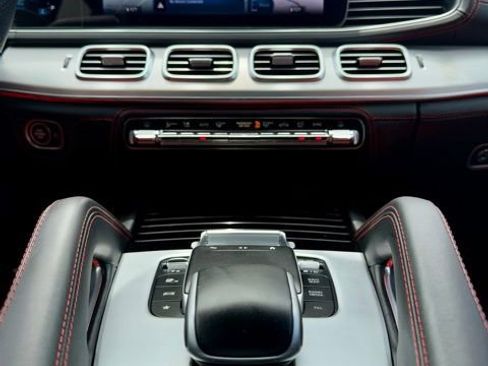 Used 2024 Mercedes-Benz GLE 63 AMG S image 93