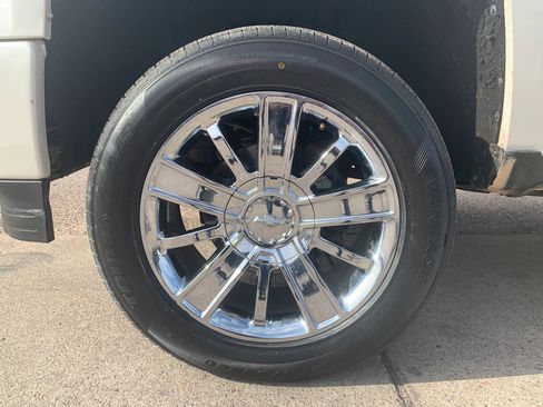 Used 2015 Chevrolet Silverado 1500 High Country w/ High Country Premium Package image 52