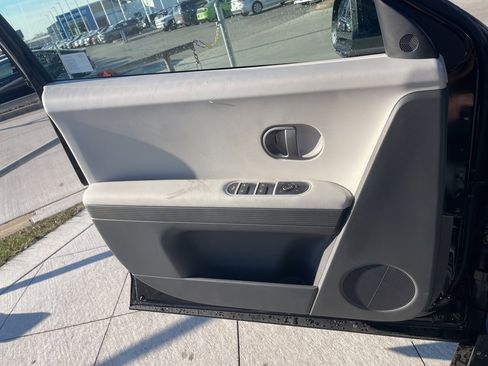 New 2026 Hyundai Ioniq 5 SEL image 30