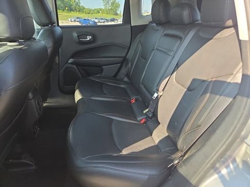 Used 2019 Jeep Compass Limited AWD/4WD image 11