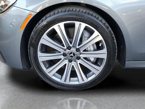 Used 2022 Mercedes-Benz E 450 4MATIC Sedan image 28