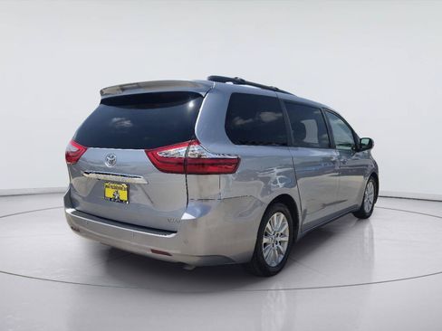 Used 2015 Toyota Sienna Limited FWD image 5