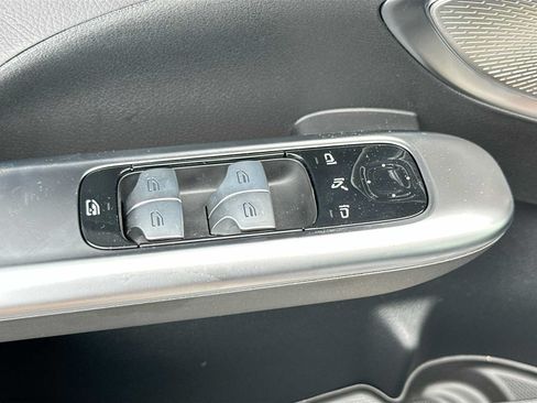Used 2026 Mercedes-Benz C 300 Sedan image 18