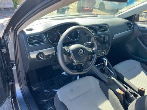 Used 2018 Volkswagen Jetta S FWD image 18