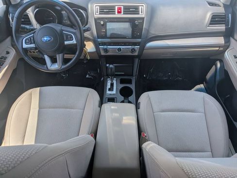 Used 2017 Subaru Outback 2.5i Premium AWD/4WD image 30