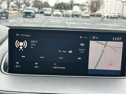 Used 2024 Acura MDX SH-AWD w/ Technology Package image 23