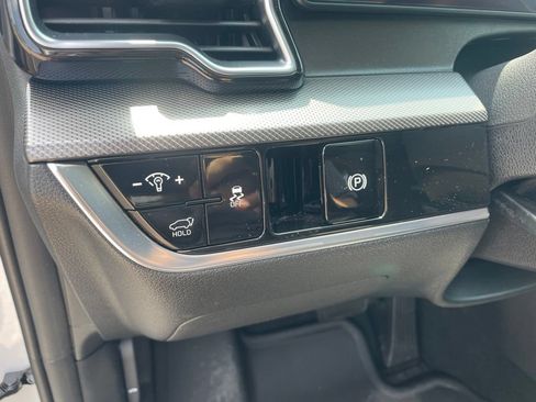Used 2025 Kia Sportage SX FWD image 26