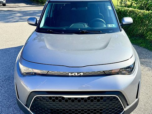 Used 2023 Kia Soul LX FWD image 10