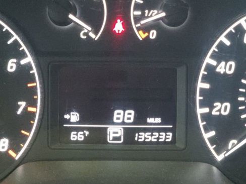 Used 2017 Nissan Sentra S image 36