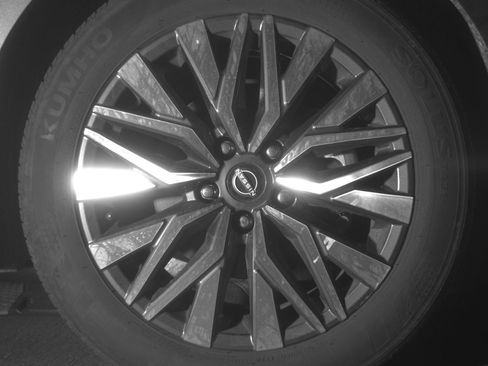 Used 2025 Nissan Altima 2.5 SV image 13