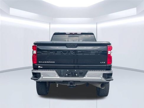 Used 2022 Chevrolet Silverado 2500 LTZ w/ LTZ Plus Package AWD/4WD image 9