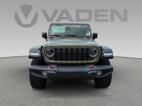 New 2025 Jeep Gladiator Rubicon w/ Convenience Group image 4