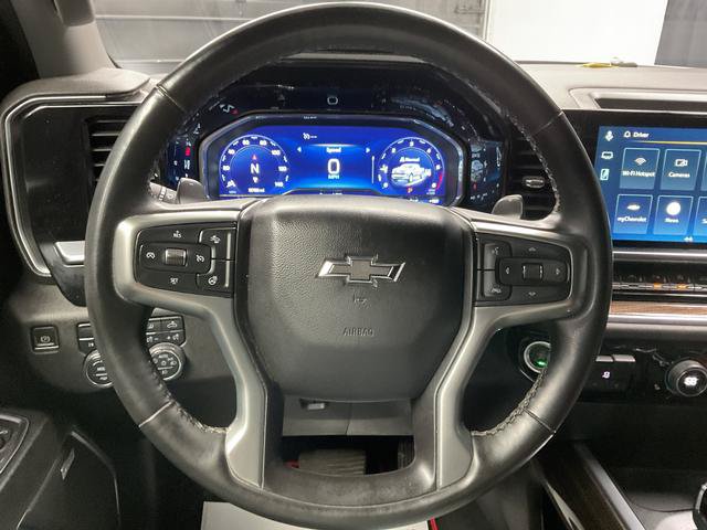 Used 2023 Chevrolet Silverado 1500 RST w/ Redline Edition AWD/4WD image 16