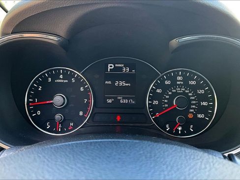 Used 2017 Kia Forte LX FWD image 12
