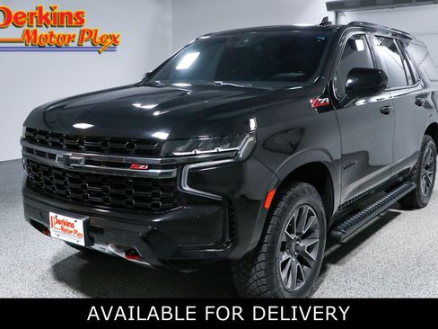 Used 2021 Chevrolet Tahoe Z71 w/ Rear Media and Nav Package AWD/4WD image 1
