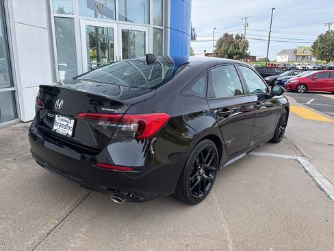 Used 2023 Honda Civic Sport image 6