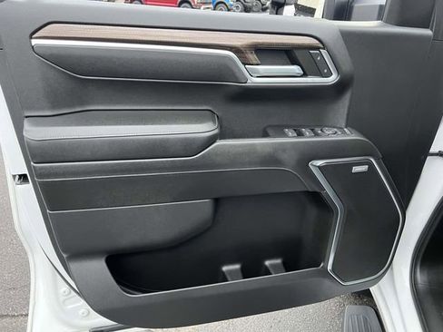 Used 2022 Chevrolet Silverado 1500 RST w/ Convenience Package II image 12