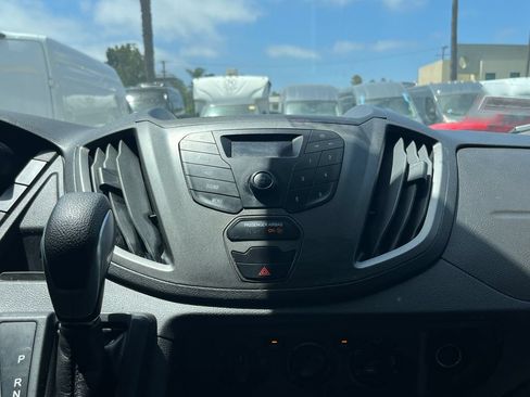Used 2019 Ford Transit 250 130 Low Roof w/ Exterior Upgrade Package RWD image 17