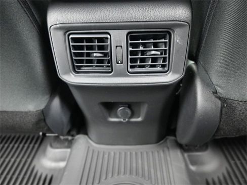 Certified 2025 Toyota RAV4 LE image 25