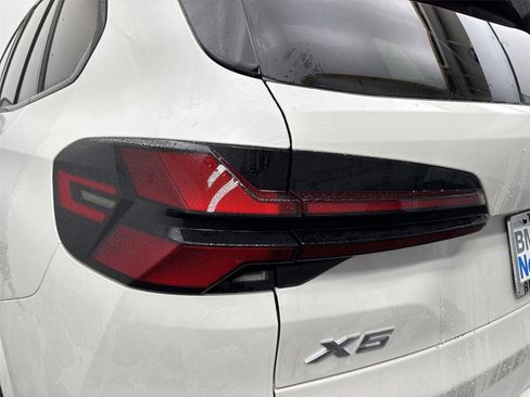 New 2026 BMW X5 xDrive40i w/ Executive Package image 19