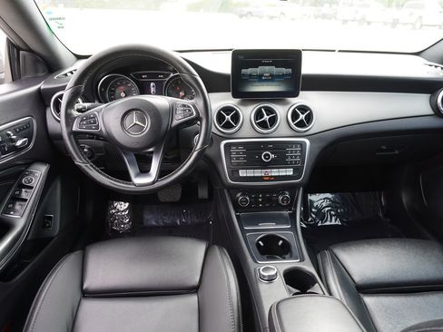 Used 2018 Mercedes-Benz CLA 250 image 18