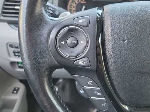 Used 2016 Honda Pilot Elite image 6