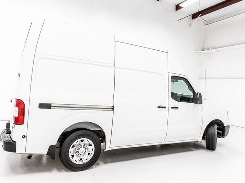 Used 2020 Nissan NV 2500 SV RWD image 8