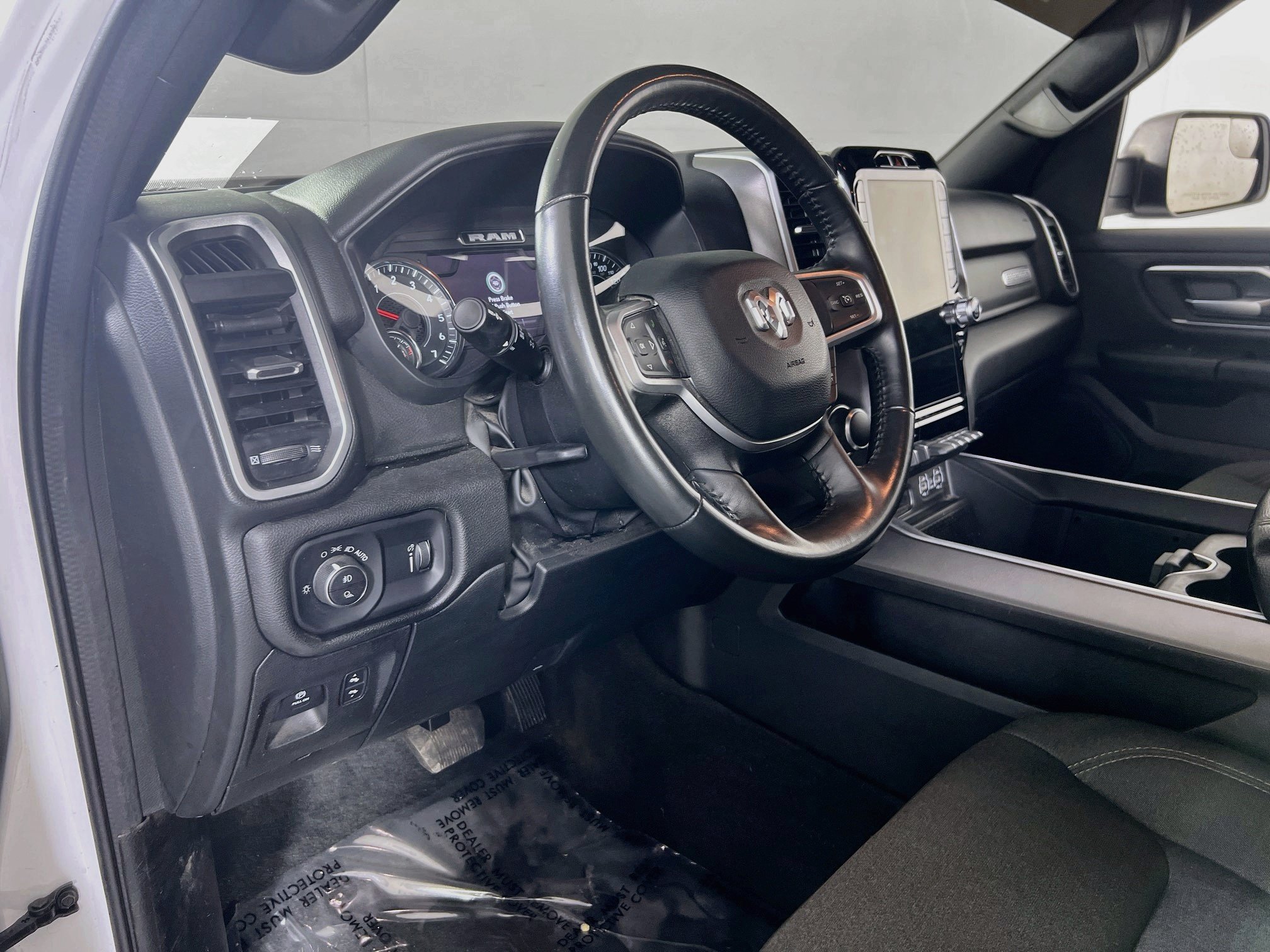 Used 2023 RAM 1500 Big Horn AWD/4WD image 9