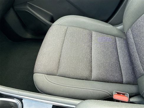 Used 2024 Chevrolet Traverse LT image 22