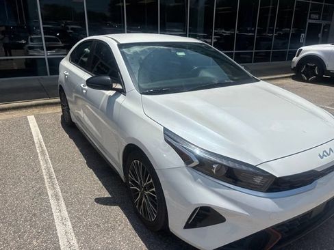 Used 2024 Kia Forte GT-Line FWD image 3