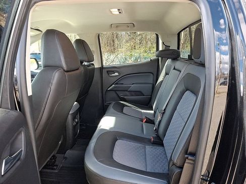 Used 2020 Chevrolet Colorado Z71 AWD/4WD image 15