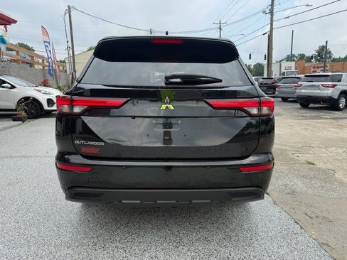 Used 2022 Mitsubishi Outlander ES AWD/4WD image 10