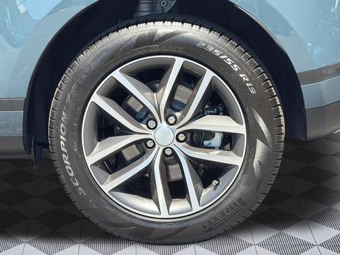 Used 2026 Land Rover Range Rover Evoque S AWD/4WD image 13