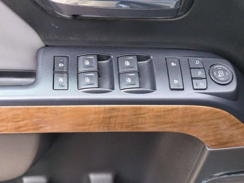 Used 2017 Chevrolet Silverado 1500 LTZ w/ LTZ Plus Package AWD/4WD image 30