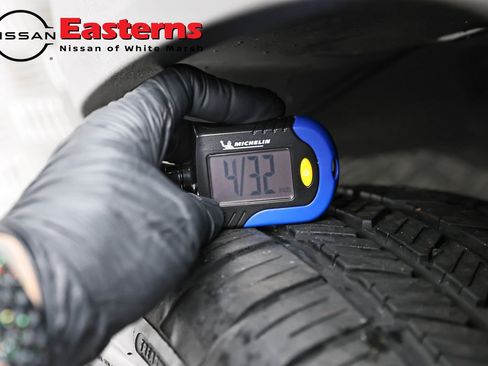 Used 2021 Jeep Renegade Latitude w/ Sun & Sound Group AWD/4WD image 28