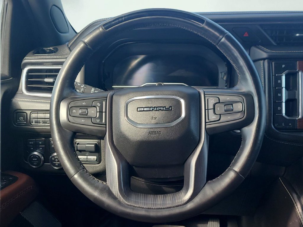 Used 2023 GMC Yukon Denali Ultimate AWD/4WD image 26