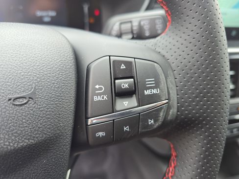 New 2026 Ford Escape ST-Line w/ Tech Pack #1 AWD/4WD image 18
