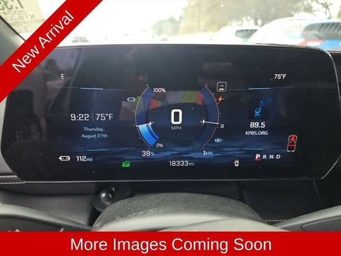 Used 2024 Chevrolet Blazer EV LT AWD/4WD image 11