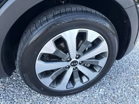 Used 2020 Kia Telluride S FWD image 22