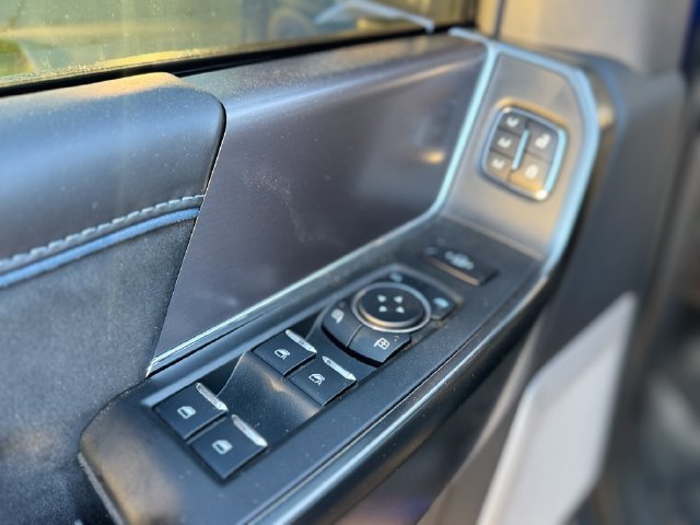 Used 2026 Ford F350 Platinum AWD/4WD image 15