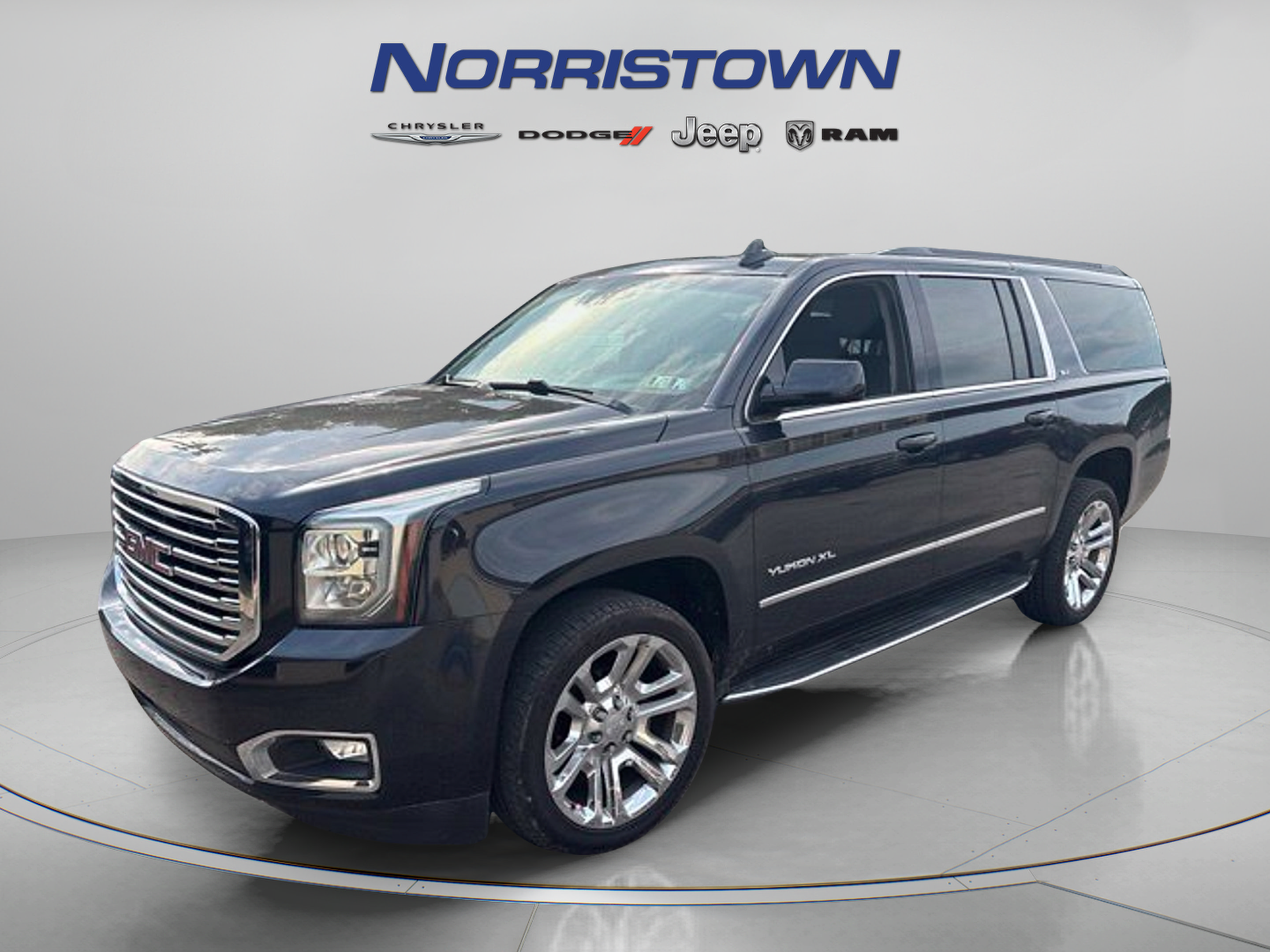 Used 2020 GMC Yukon XL SLT w/ Premium Edition AWD/4WD image 4
