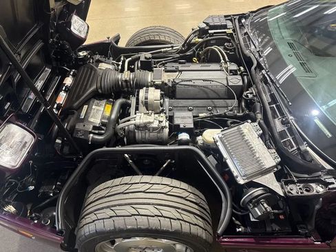 Used 1995 Chevrolet Corvette Coupe RWD image 50