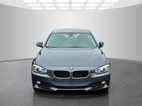Used 2015 BMW 320i 320i image 2