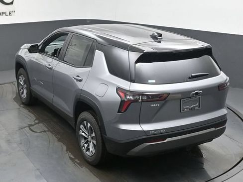 New 2026 Chevrolet Equinox LT w/ Convenience Package II FWD image 19