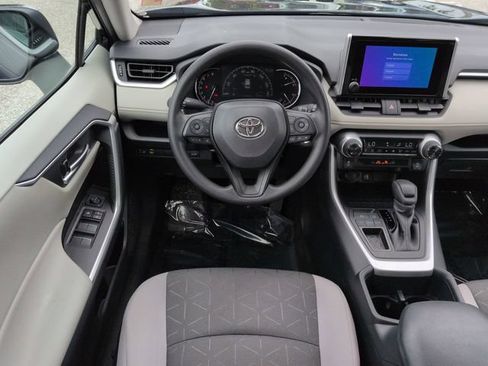 Certified 2025 Toyota RAV4 XLE w/ Convenience Package FWD image 16