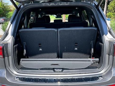 Certified 2022 Mercedes-Benz GLB 250 4MATIC image 18