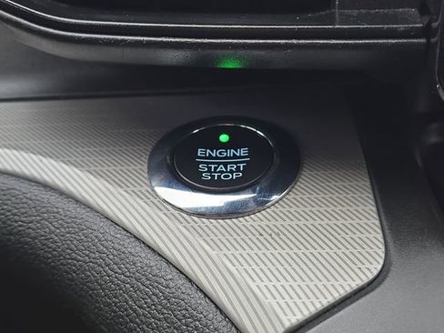 Used 2020 Ford Explorer XLT w/ Comfort Package image 20