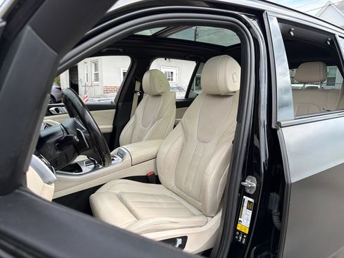 Used 2021 BMW X5 xDrive40i w/ M Sport Package AWD/4WD image 24