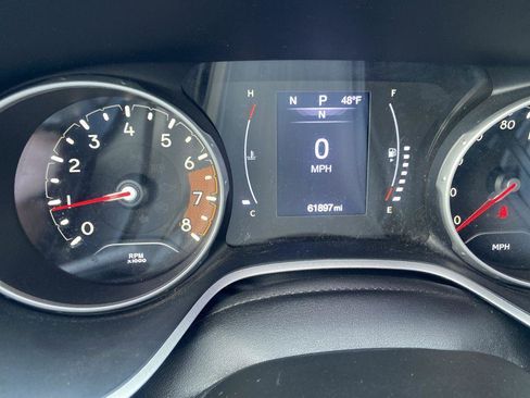 Used 2017 Jeep Compass Latitude image 15